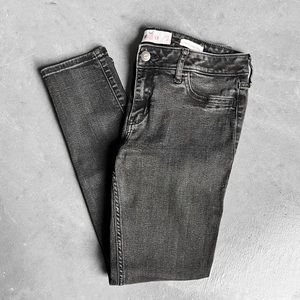 Women’s Hollister Low Rise Super Skinny Jean (29)